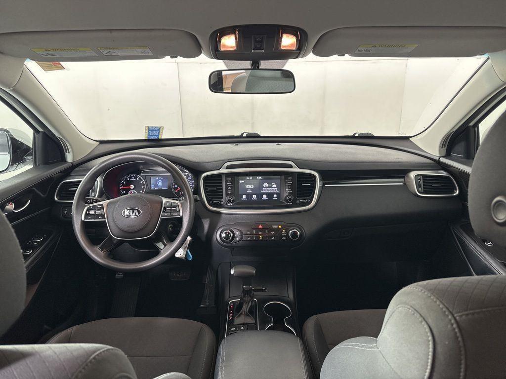 Used 2020 Snow White Pearl Kia LX image 2