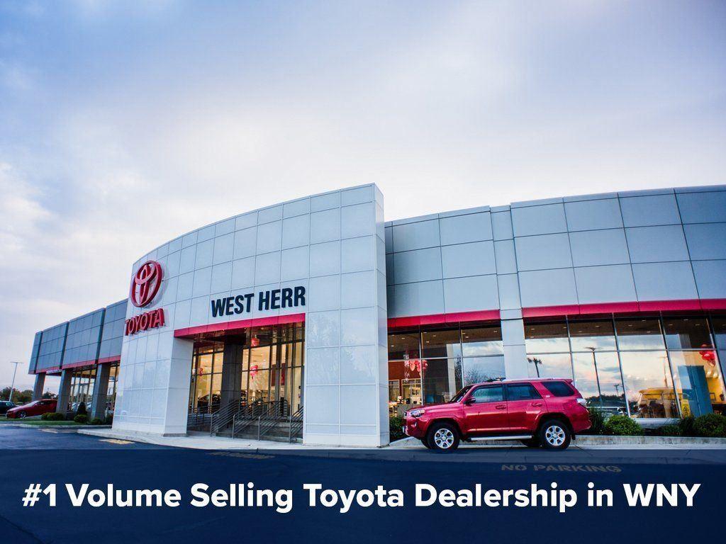 Certified Used 2023 Classic Silver Metallic Toyota XSE image 24