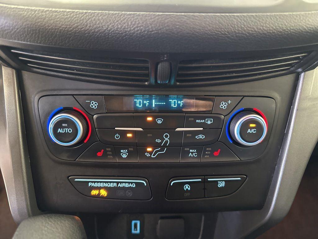 Used 2019 Ingot Silver Ford SE image 5