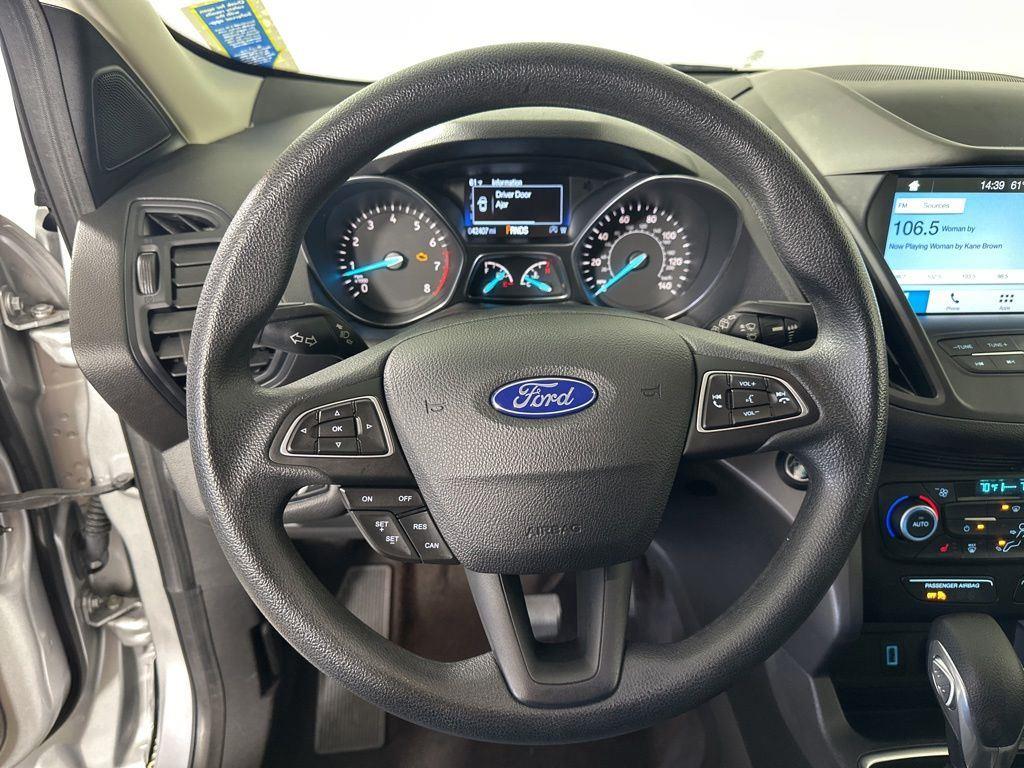 Used 2019 Ingot Silver Ford SE image 9