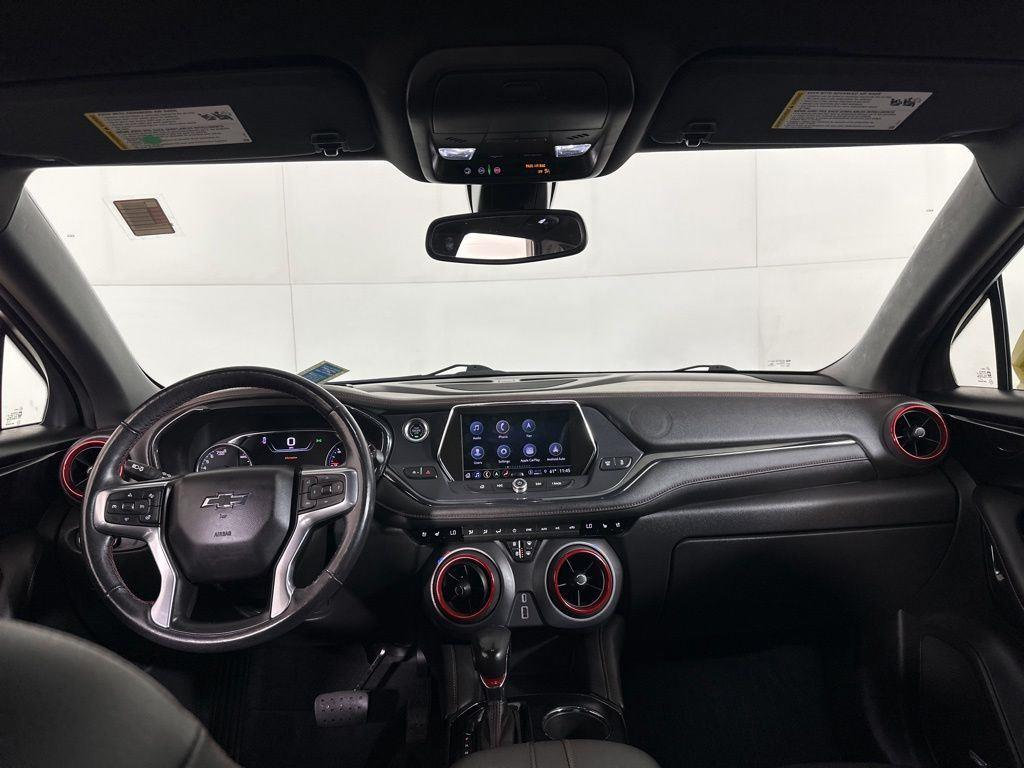 Used 2022 Yellow Metallic Chevrolet RS image 2