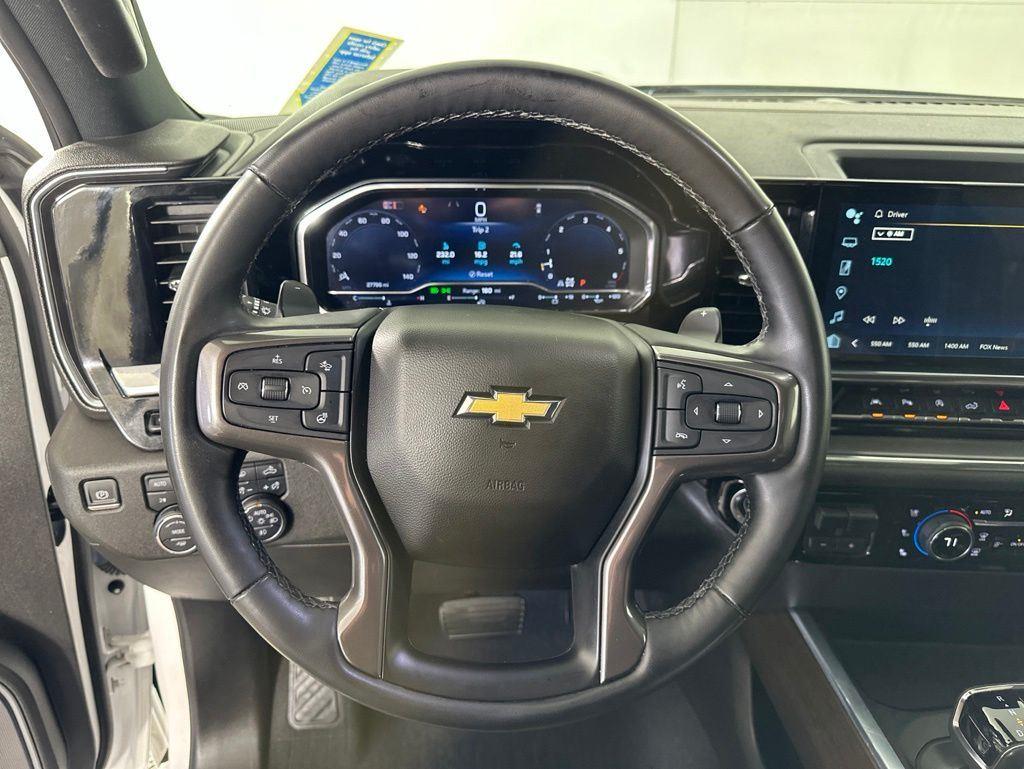 Used 2024 Pearl Chevrolet High Country image 2