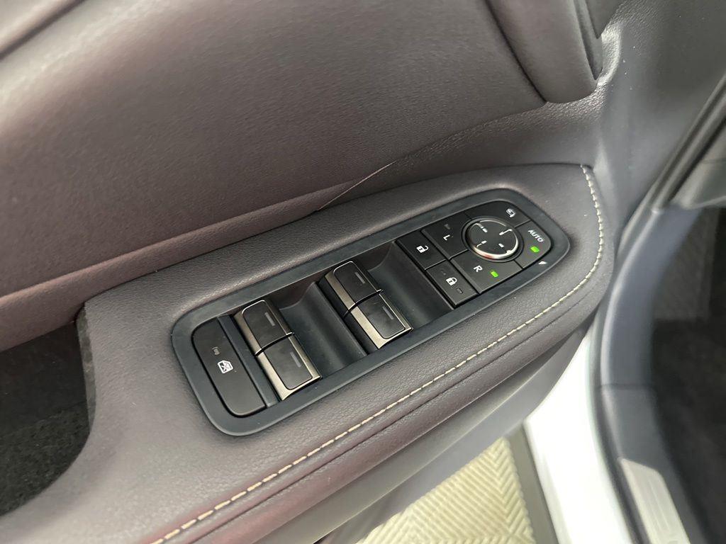 Used 2025 Pearl Lexus 350 Premium image 22