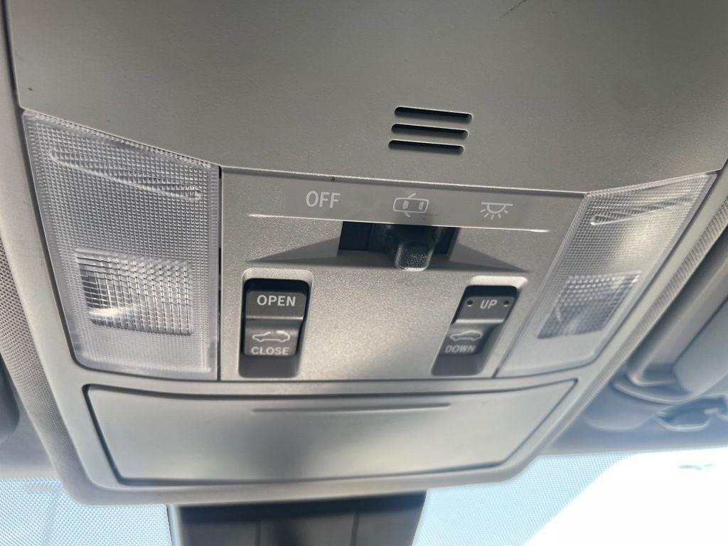 Used 2018 Aqua Toyota XLE image 7
