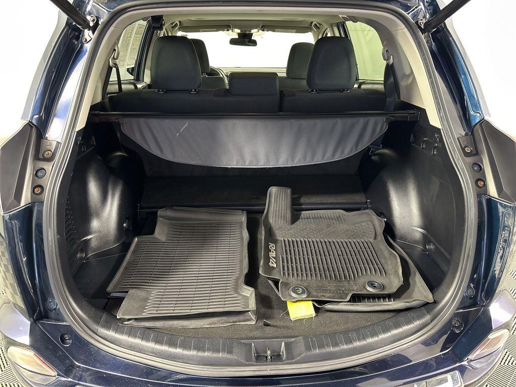 Used 2018 Aqua Toyota XLE image 14