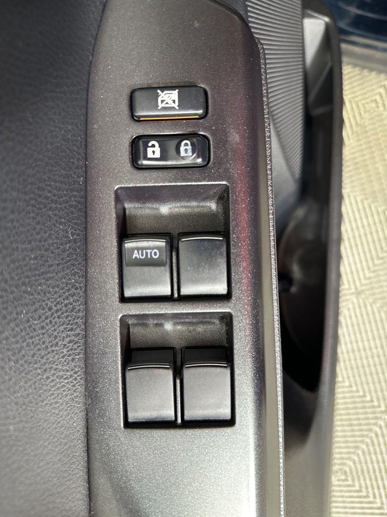 Used 2018 Aqua Toyota XLE image 14