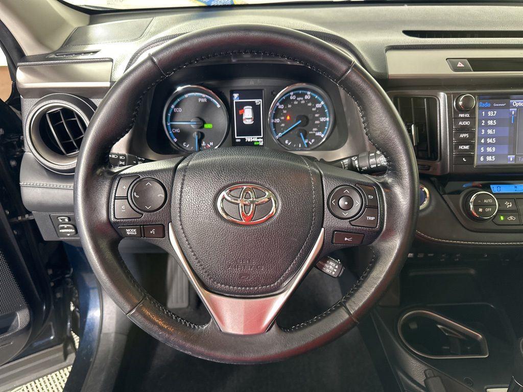 Used 2018 Aqua Toyota XLE image 30