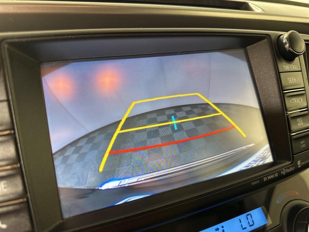 Used 2018 Aqua Toyota XLE image 31