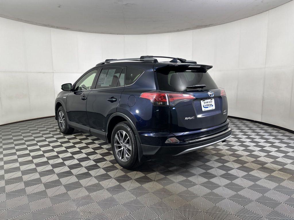 Used 2018 Aqua Toyota XLE image 35