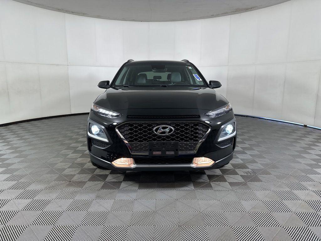 Used 2020 Ultra Black Hyundai Limited image 16