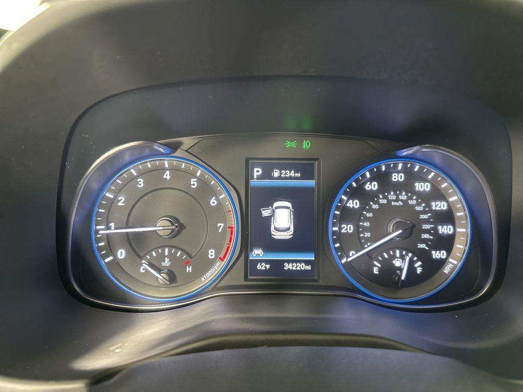 Used 2020 Ultra Black Hyundai Limited image 4