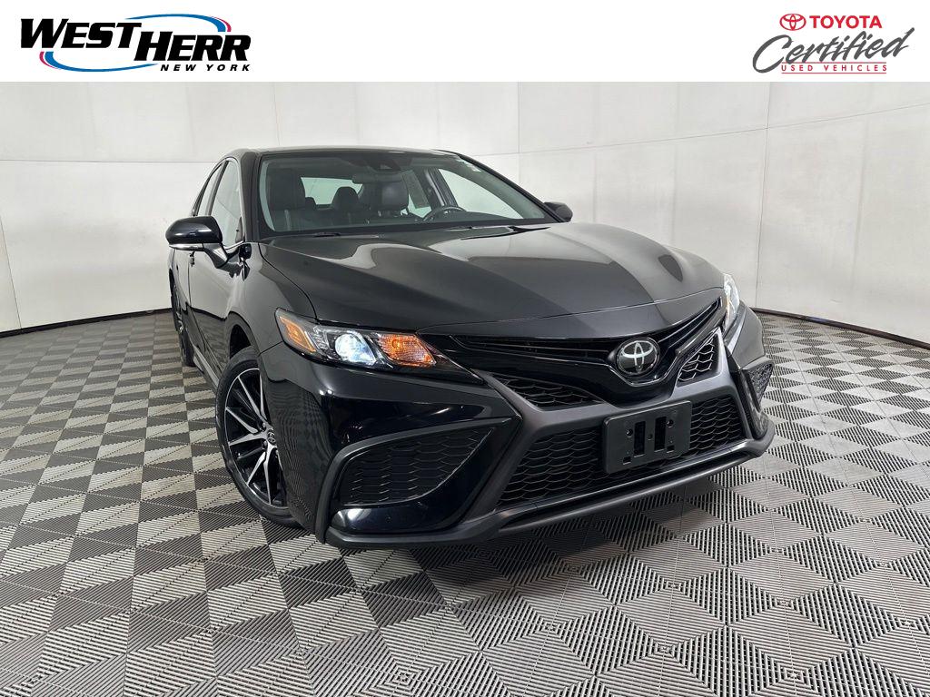  2023 Toyota Camry SE FWD   