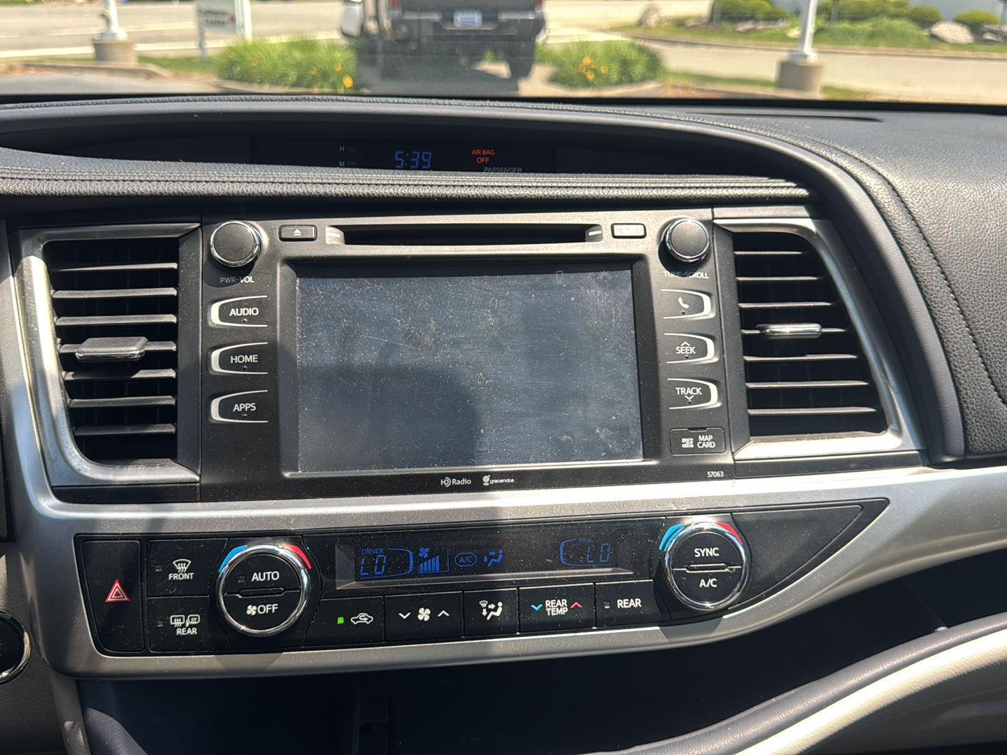 Used 2014 Predawn Gray Mica Toyota XLE image 9