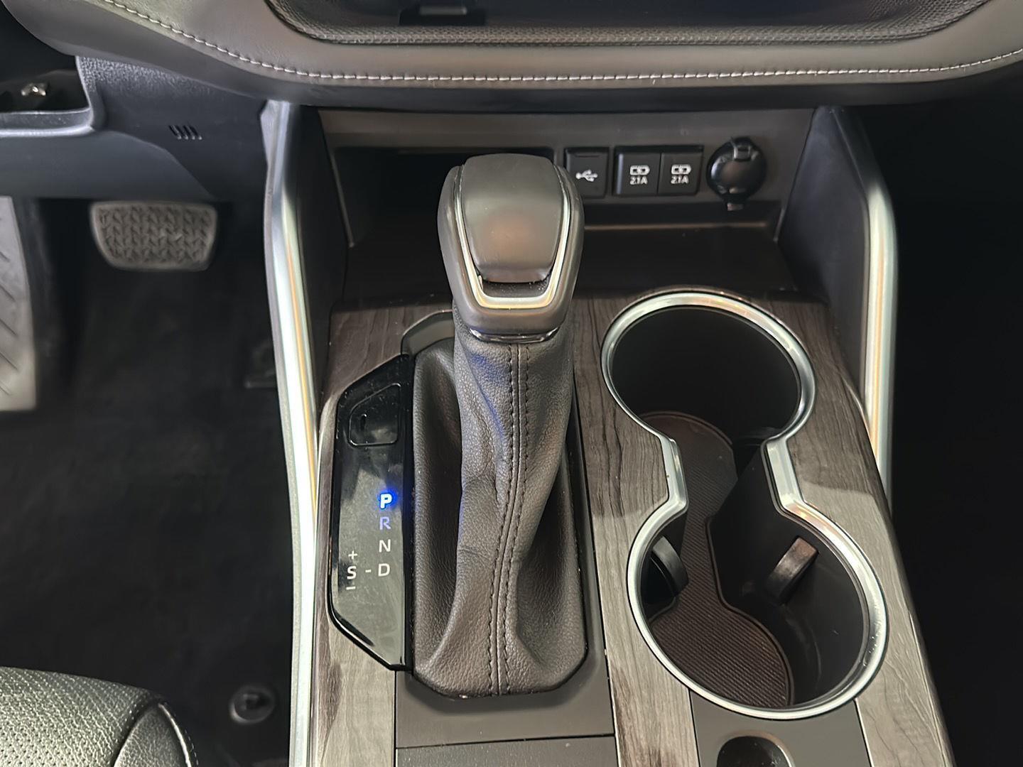 Used 2021 Celestial Silver Metallic Toyota Platinum image 21