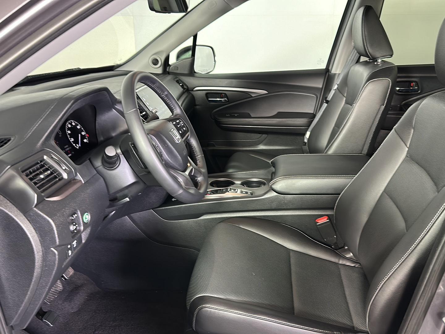 Used 2026 Gray Honda RTL image 9