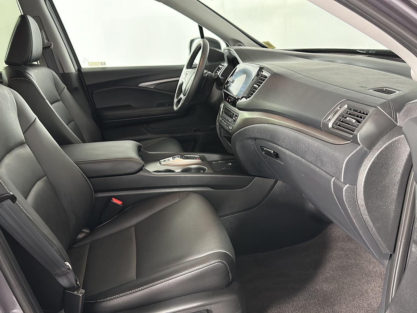 Used 2026 Gray Honda RTL image 24