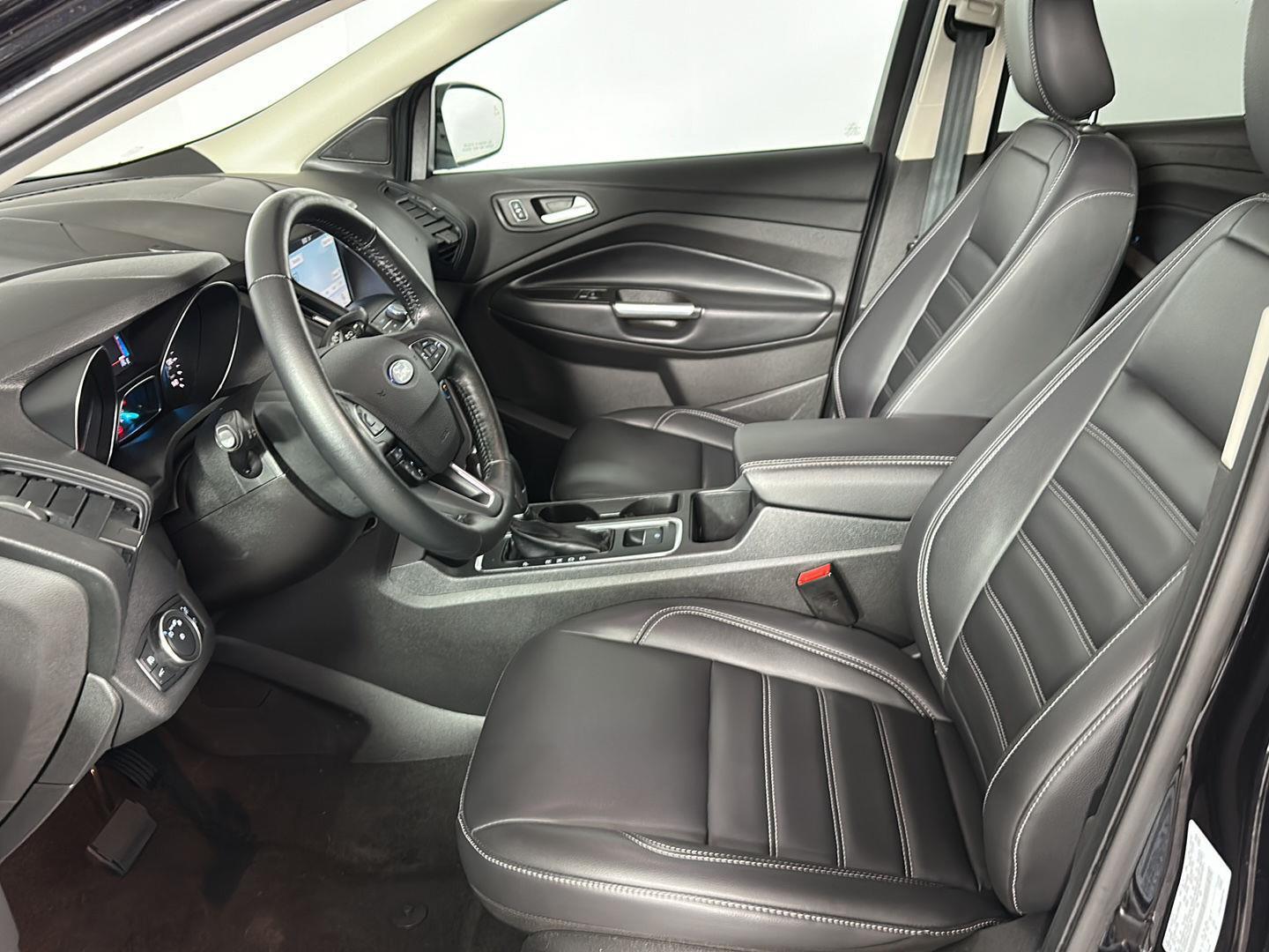 Used 2019 Black Metallic Ford SEL image 10