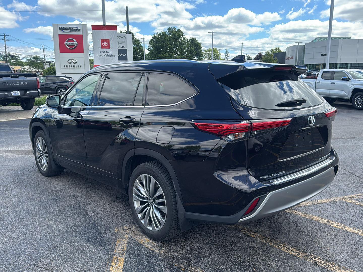 Used 2021 Opulent Amber Toyota Platinum image 4