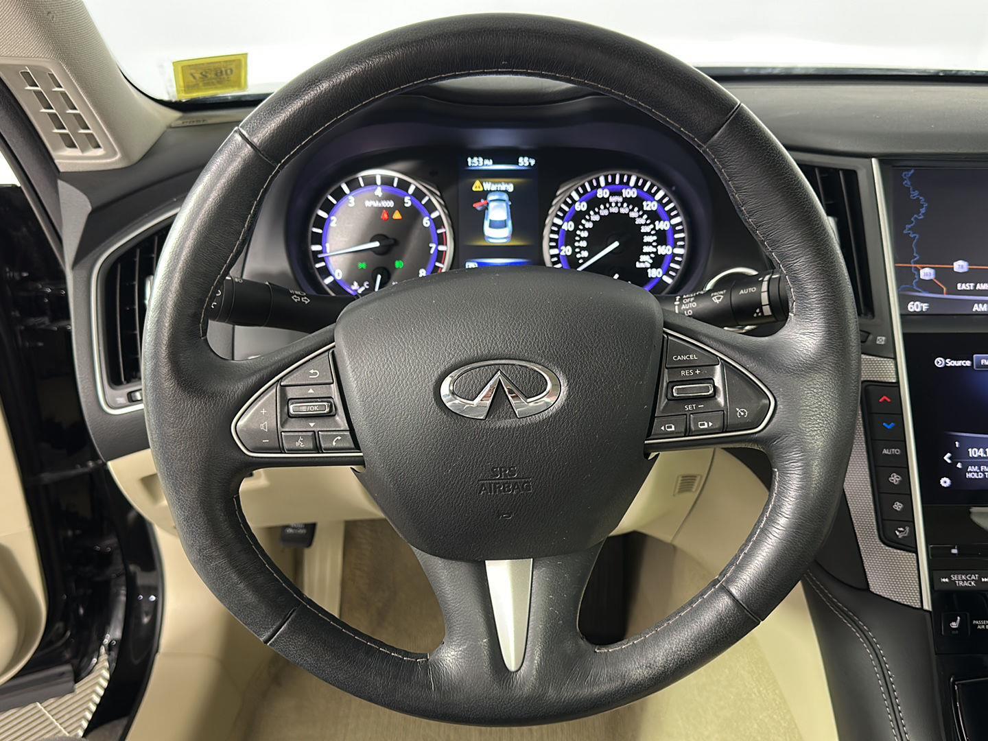 Used 2017 Black Obsidian INFINITI 2.0t Premium image 13