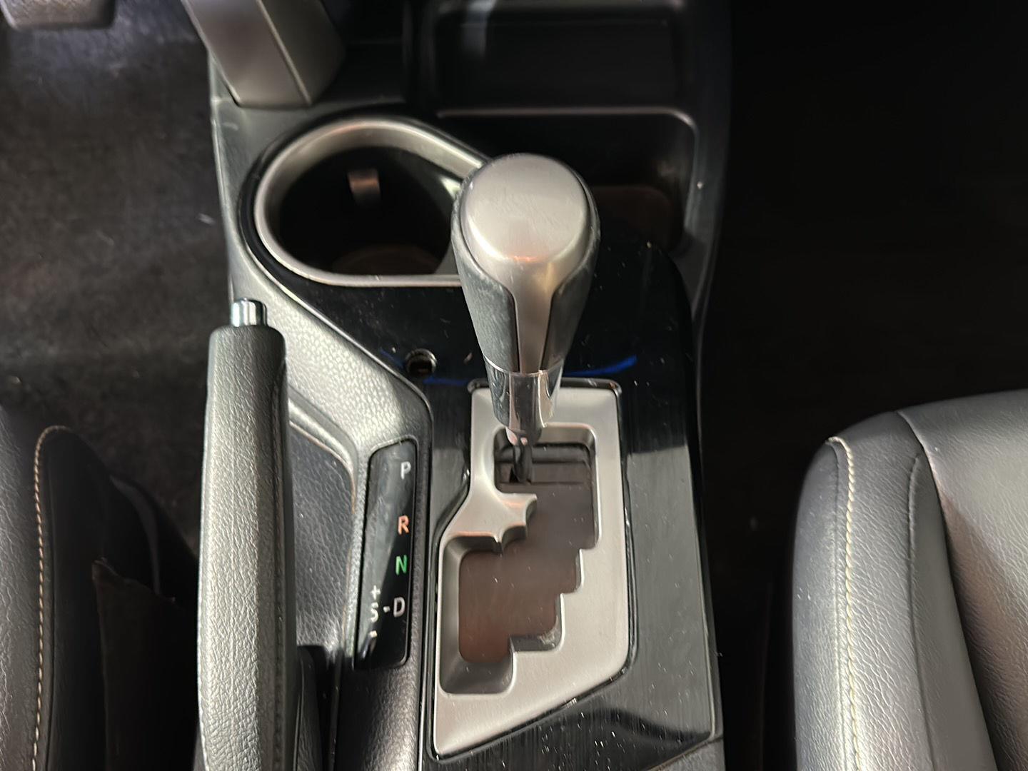 Used 2018 Pearl Toyota Limited image 20