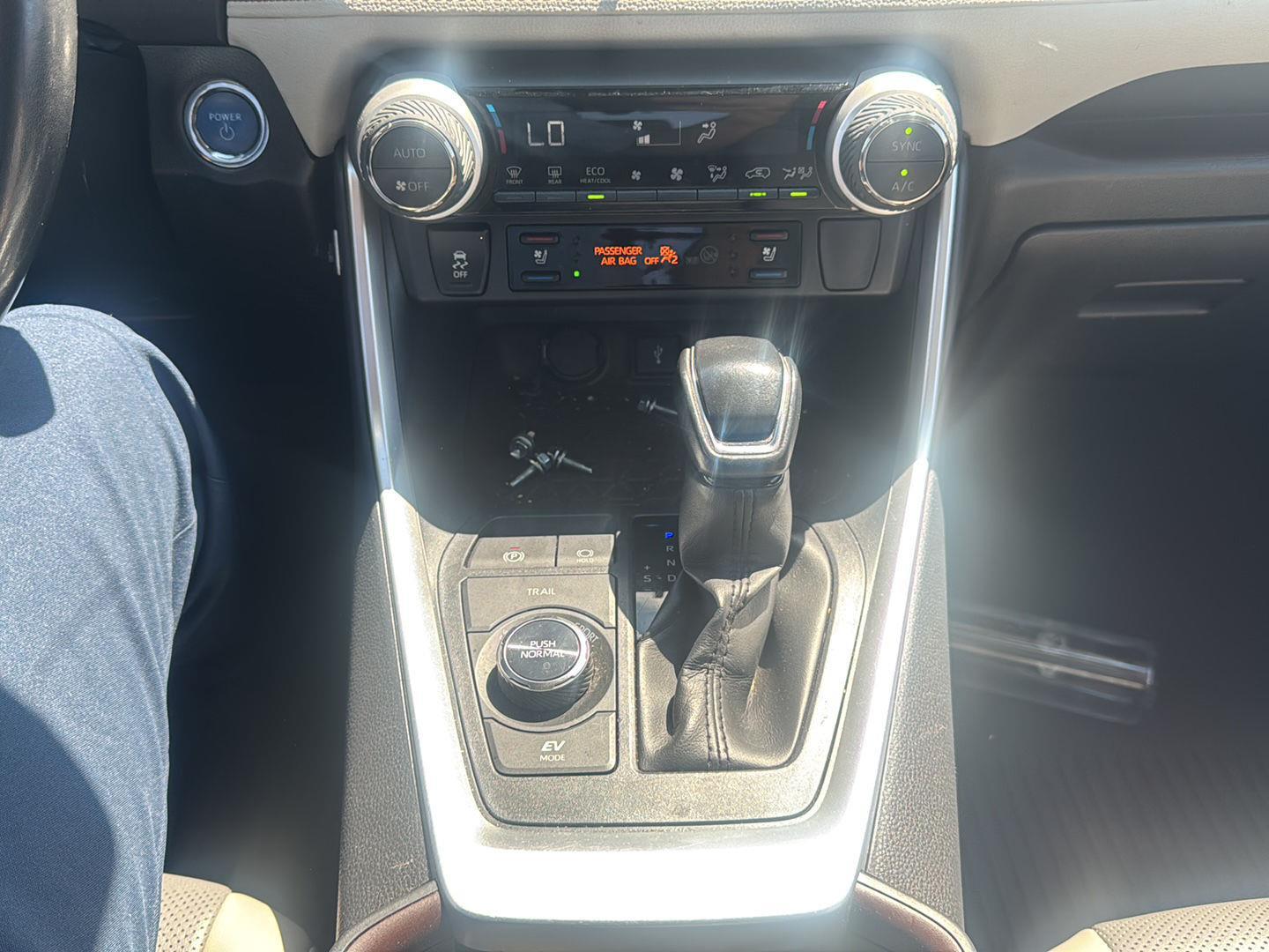 Used 2020 Magnetic Gray Metallic Toyota Limited image 10