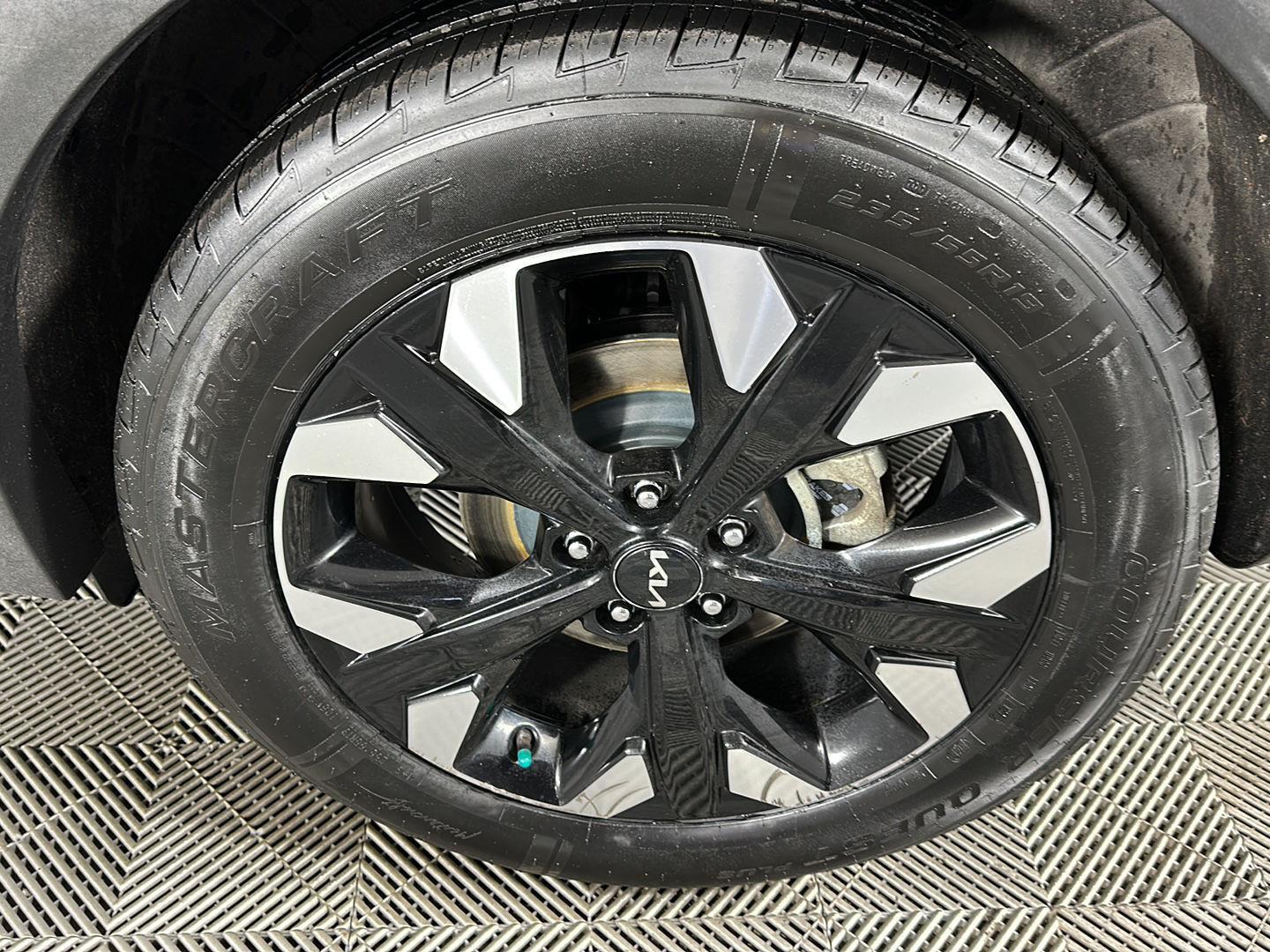 Used 2024 Ebony Black Kia X-Line image 9