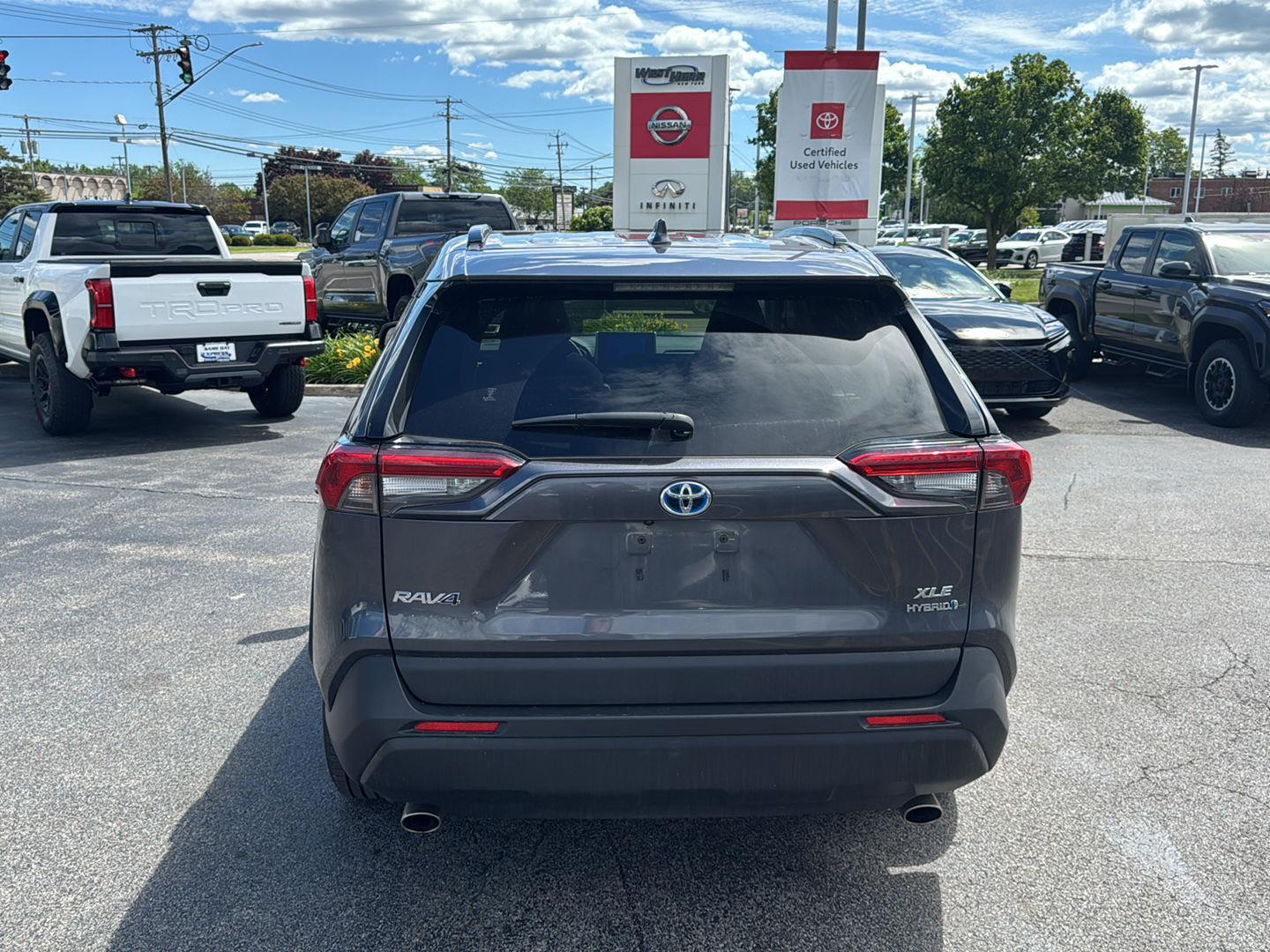 Certified Used 2024 Magnetic Gray Metallic Toyota XLE image 5