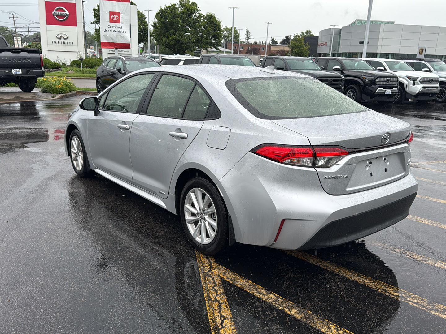 Certified Used 2026 Classic Silver Metallic Toyota Hybrid LE image 4