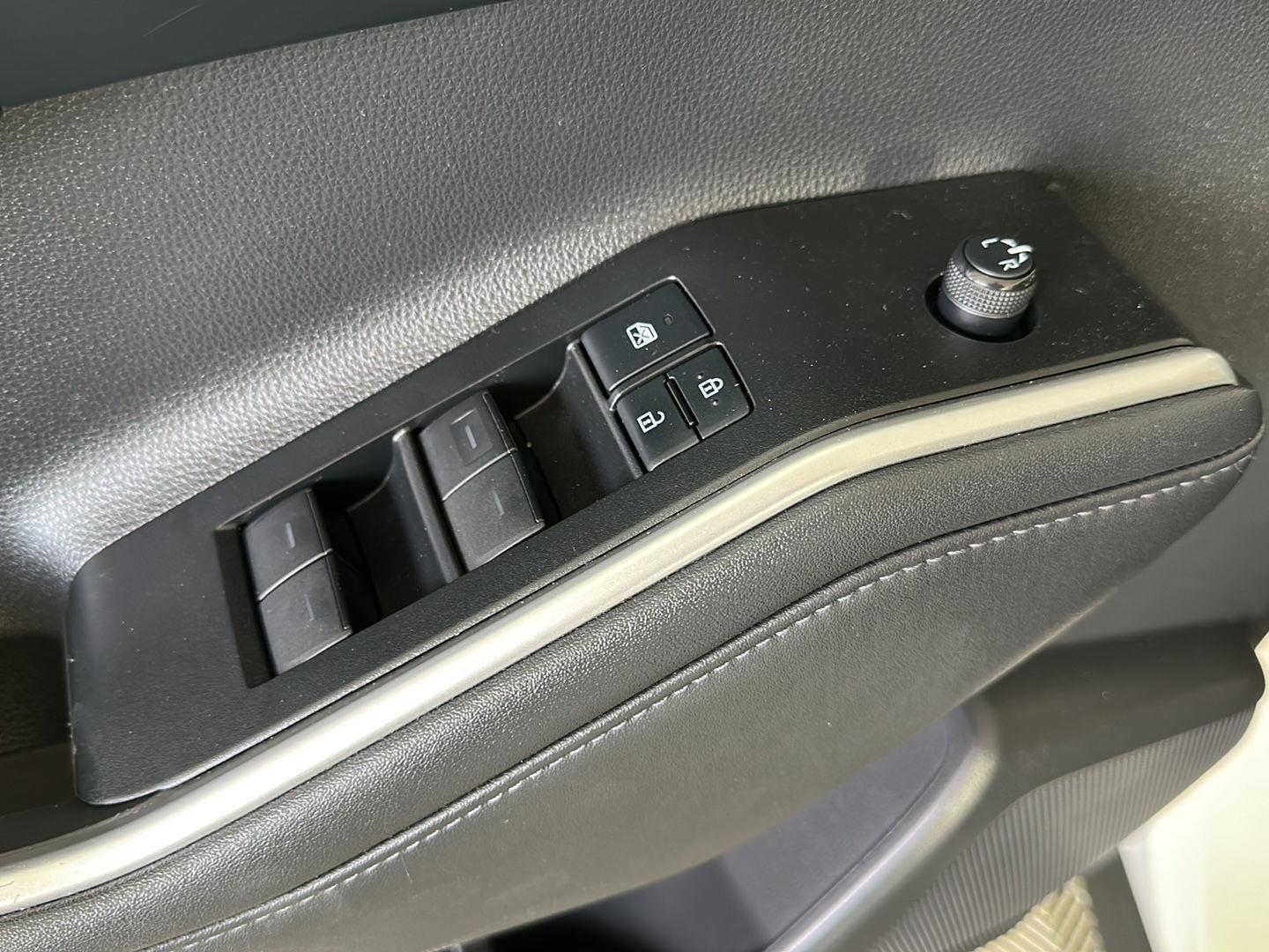 Used 2021 Blizzard Pearl Toyota XSE image 12