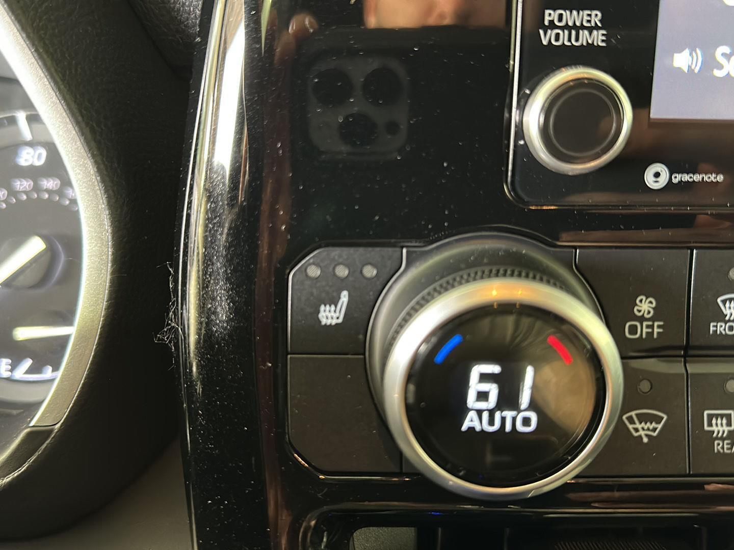 Used 2021 Blizzard Pearl Toyota XSE image 18