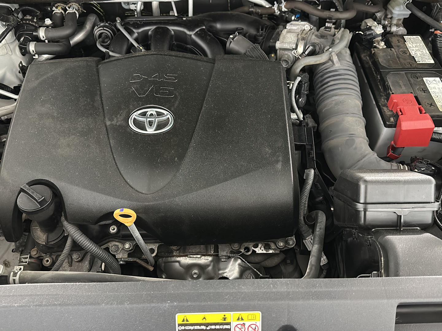 Used 2021 Blizzard Pearl Toyota XSE image 27
