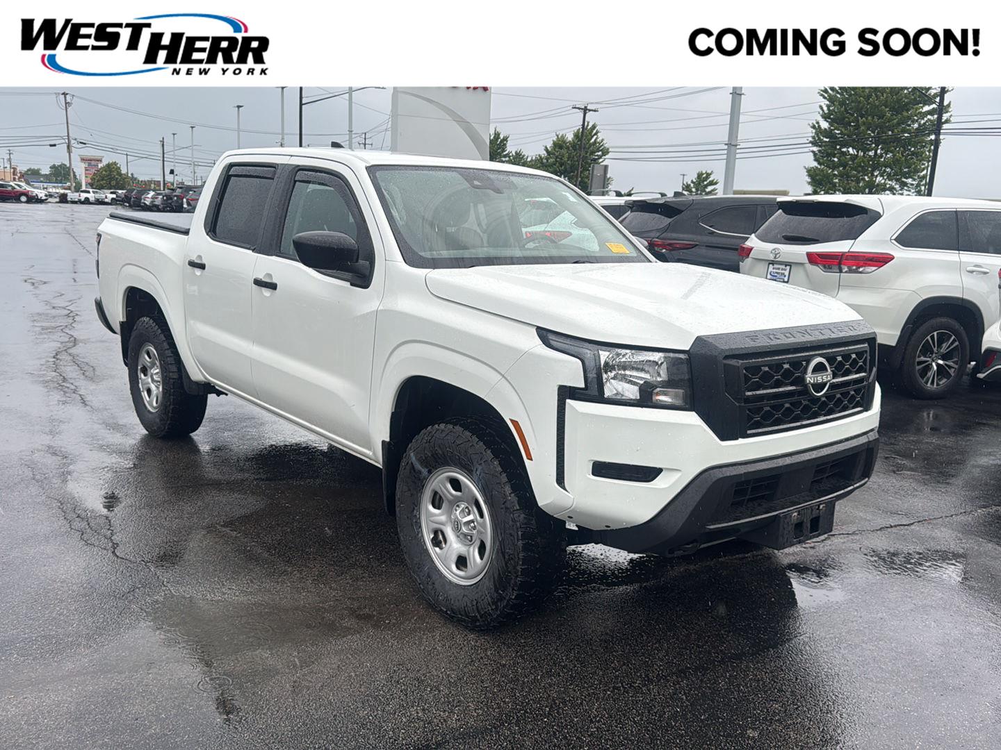Glacier White 2022 Nissan Frontier Pickup Truck Four-Wheel Drive Automatic