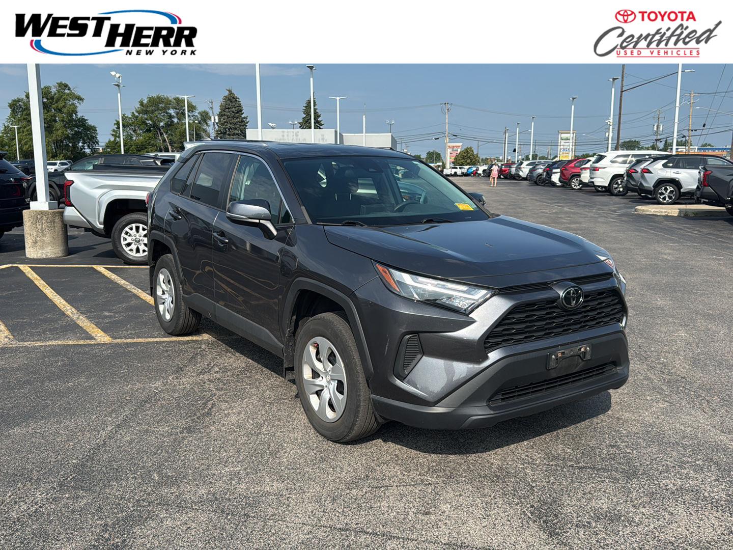 2023 Toyota RAV4 LE