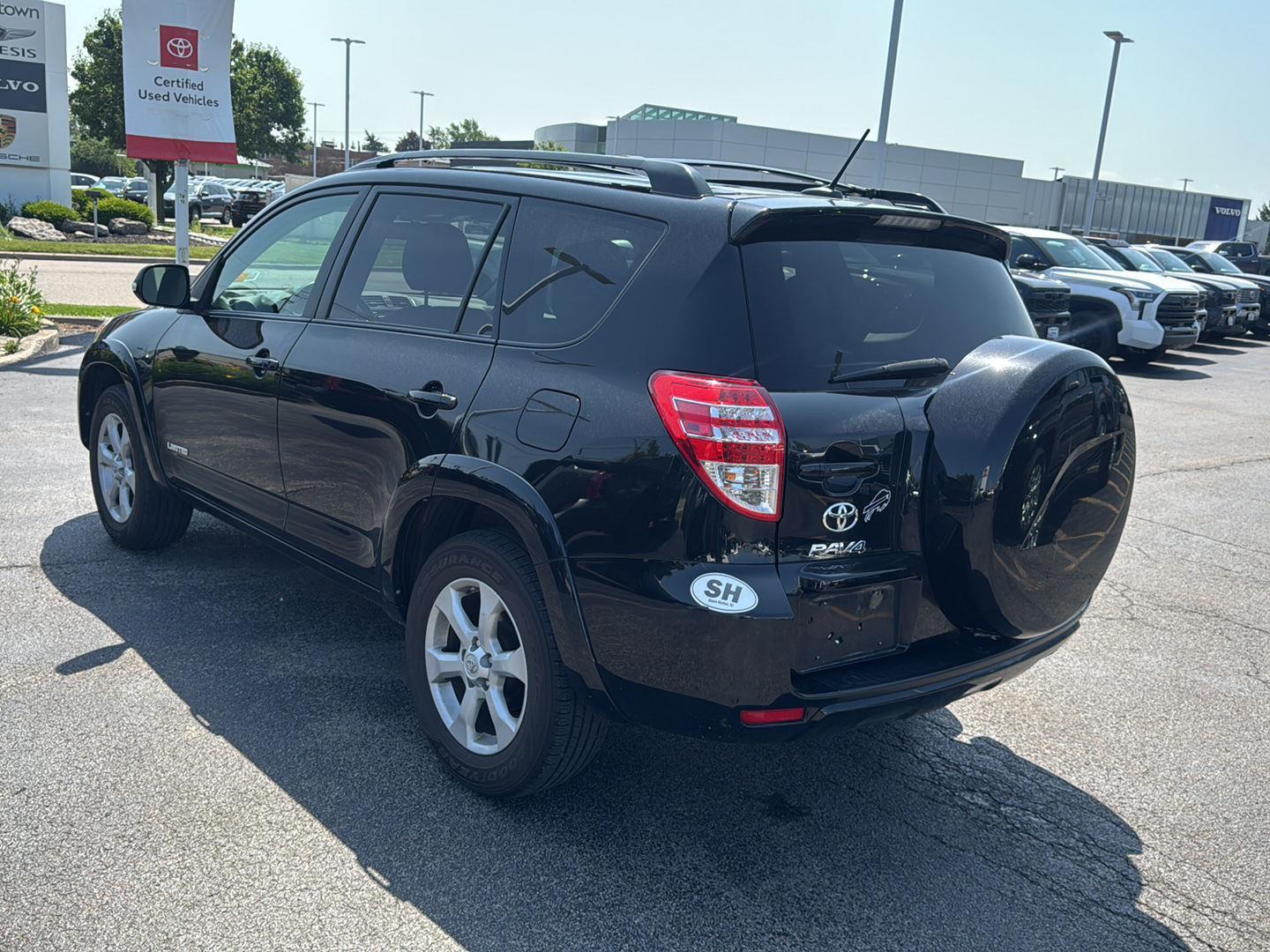 Used 2012 Black Toyota Limited image 3