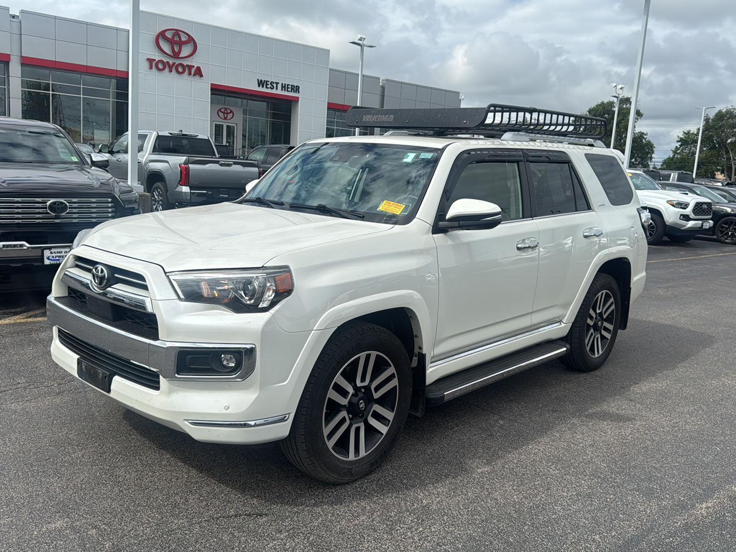 Used 2021 Blizzard Pearl Toyota Limited image 3