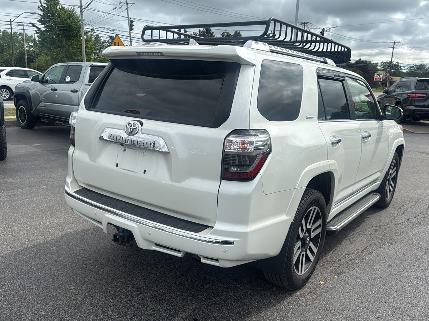 Used 2021 Blizzard Pearl Toyota Limited image 6