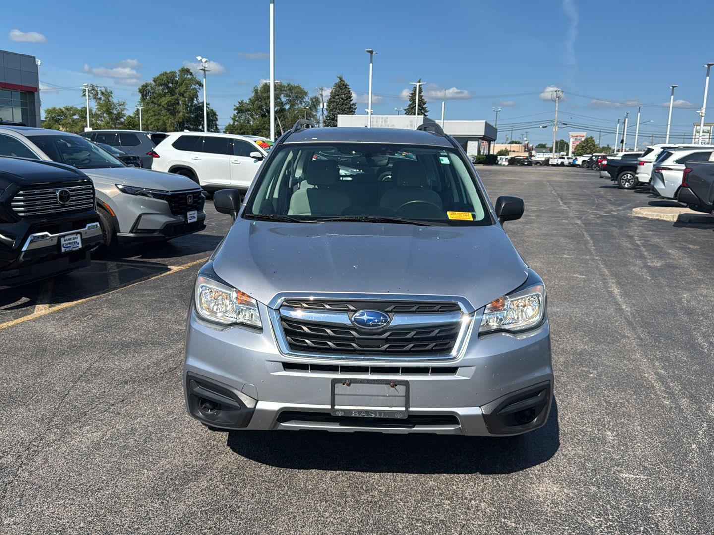 Used 2018 Ice Silver Metallic Subaru 2.5i image 2