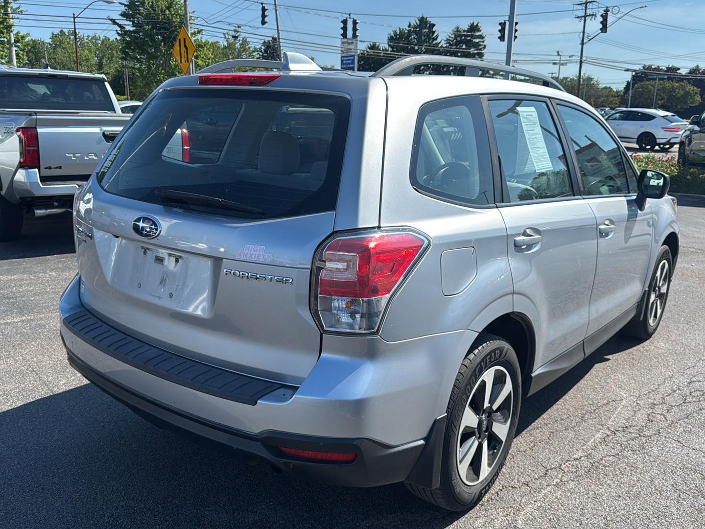 Used 2018 Ice Silver Metallic Subaru 2.5i image 6