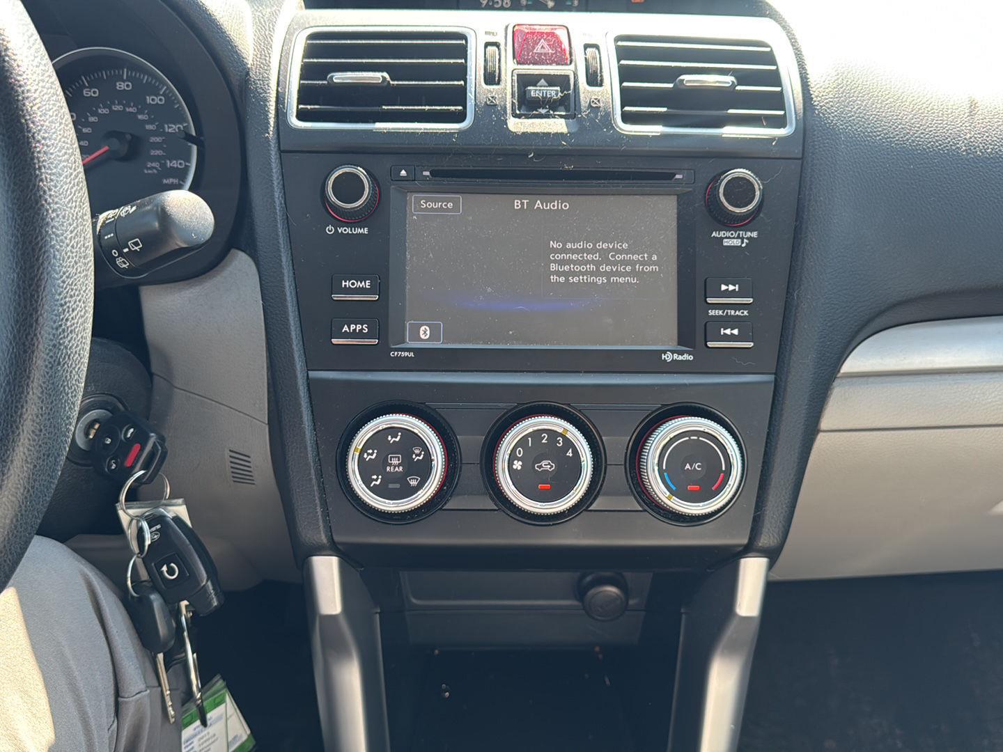Used 2018 Ice Silver Metallic Subaru 2.5i image 10