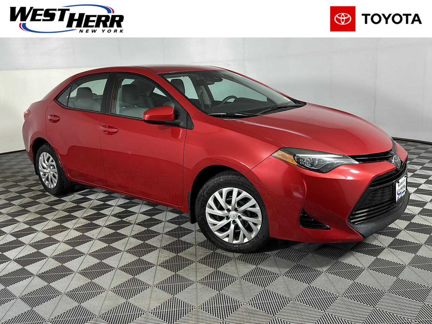  2018 Toyota Corolla LE   