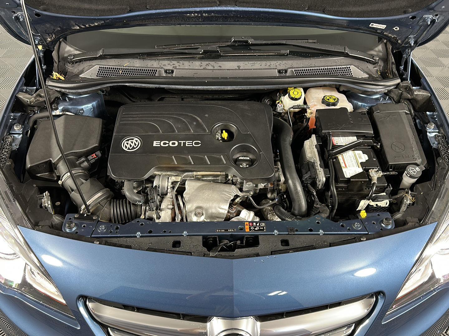 Used 2016 Sky Buick Premium image 8