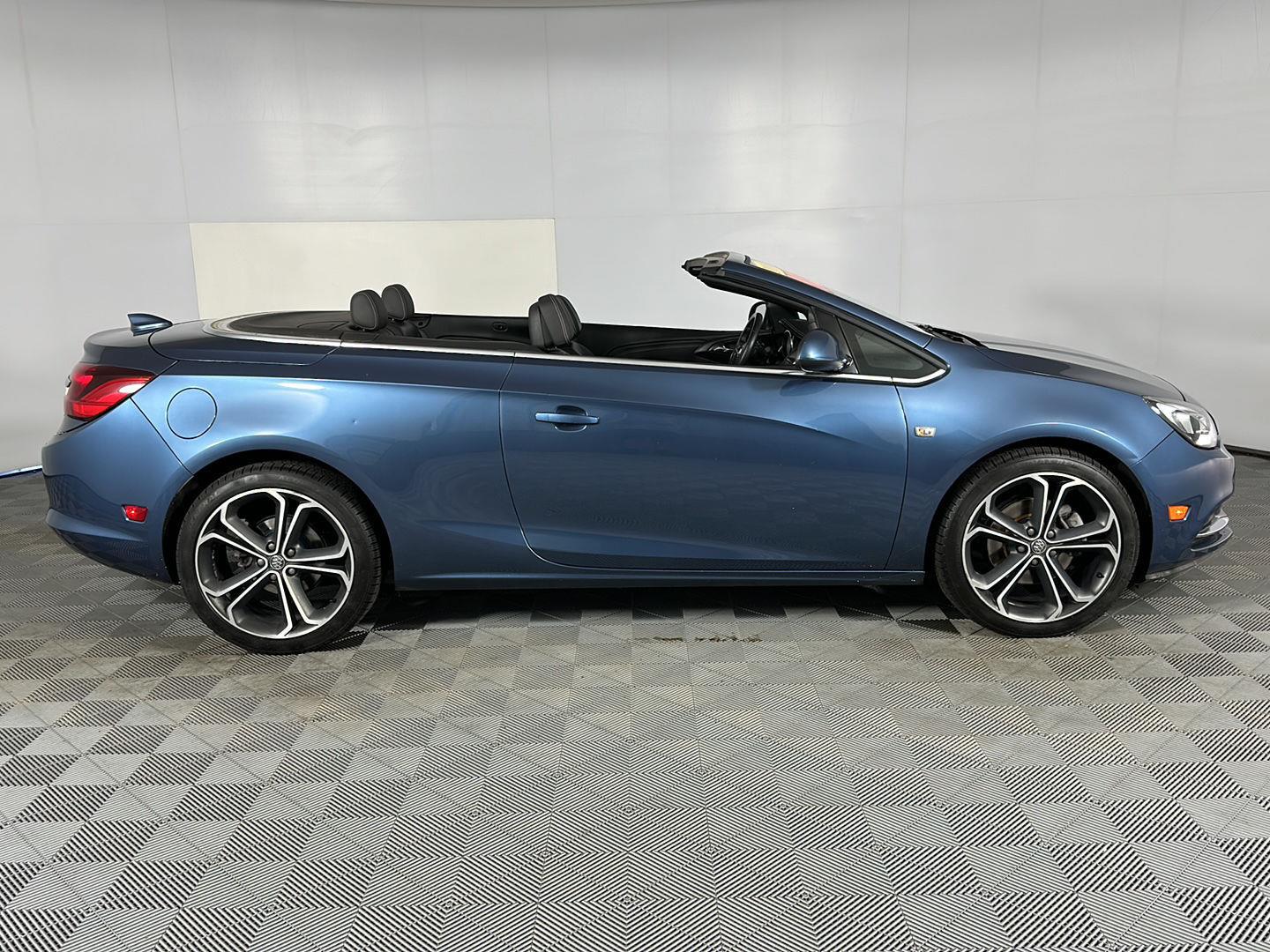 Used 2016 Sky Buick Premium image 34