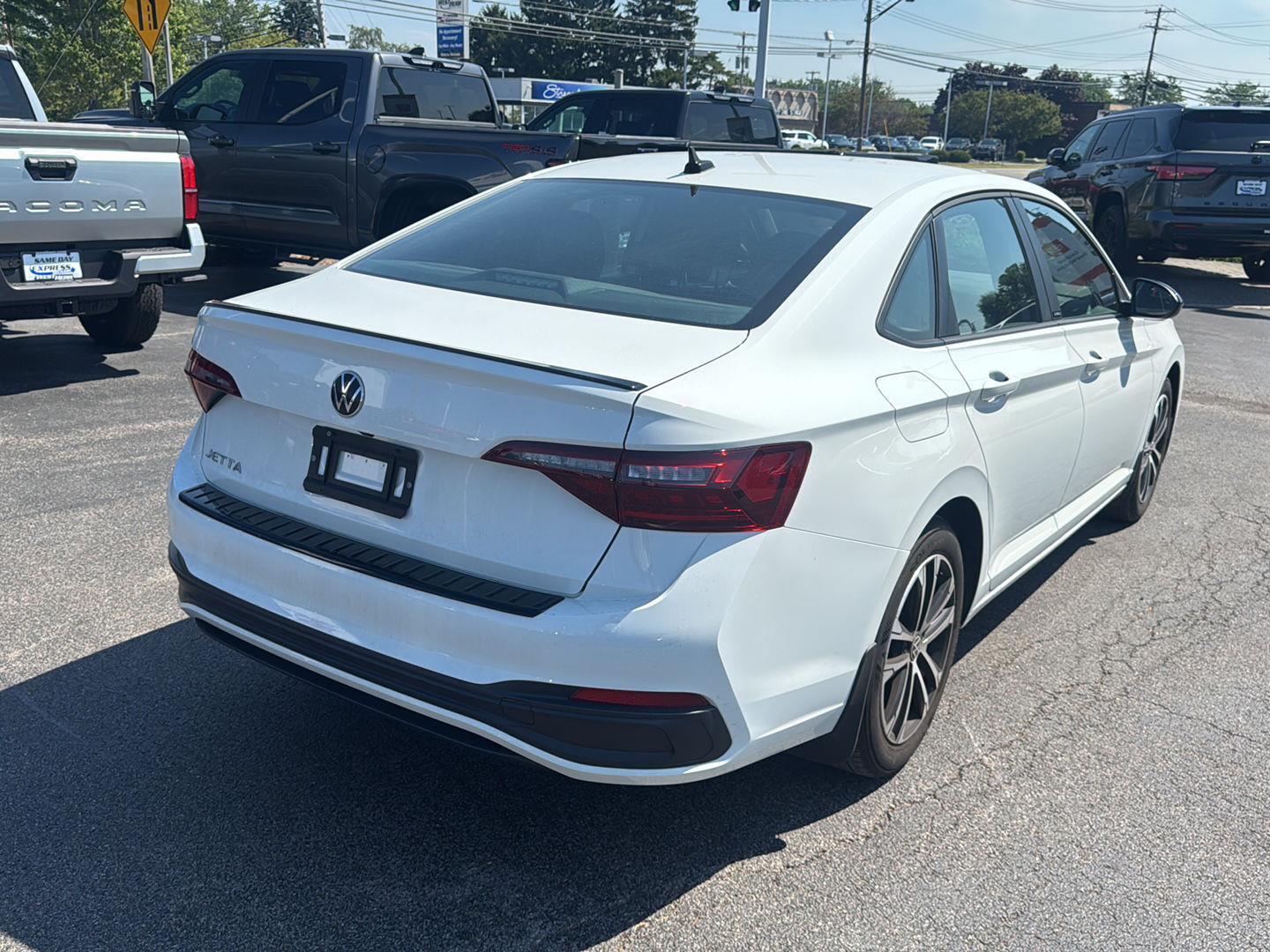 Used 2024 Pure White Volkswagen Sport image 6
