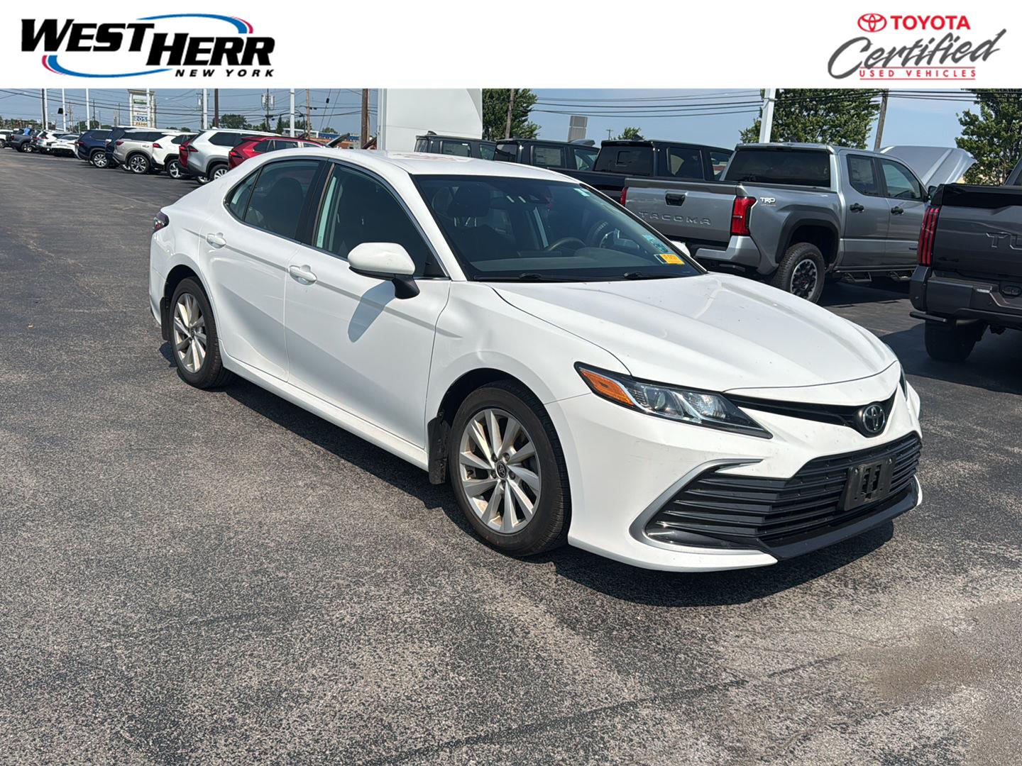  2021 Toyota Camry LE FWD   