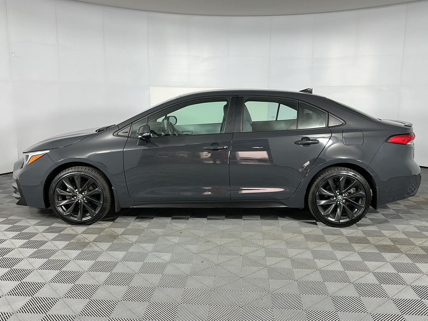 Certified Used 2024 Underground Toyota SE image 5