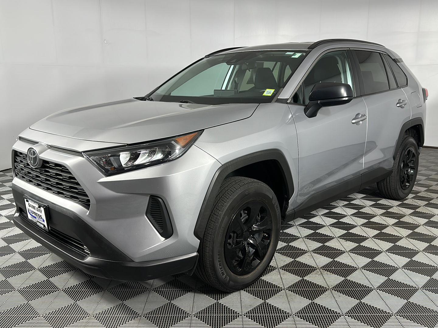 Certified Used 2021 Silver Sky Metallic Toyota LE image 3