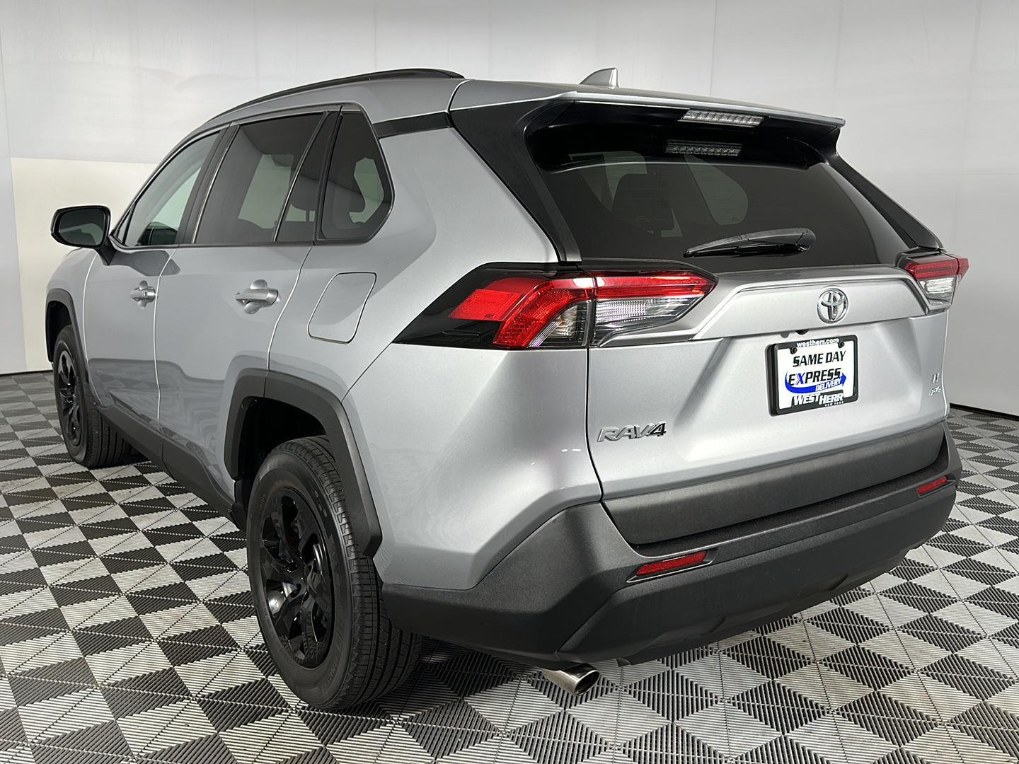 Certified Used 2021 Silver Sky Metallic Toyota LE image 19