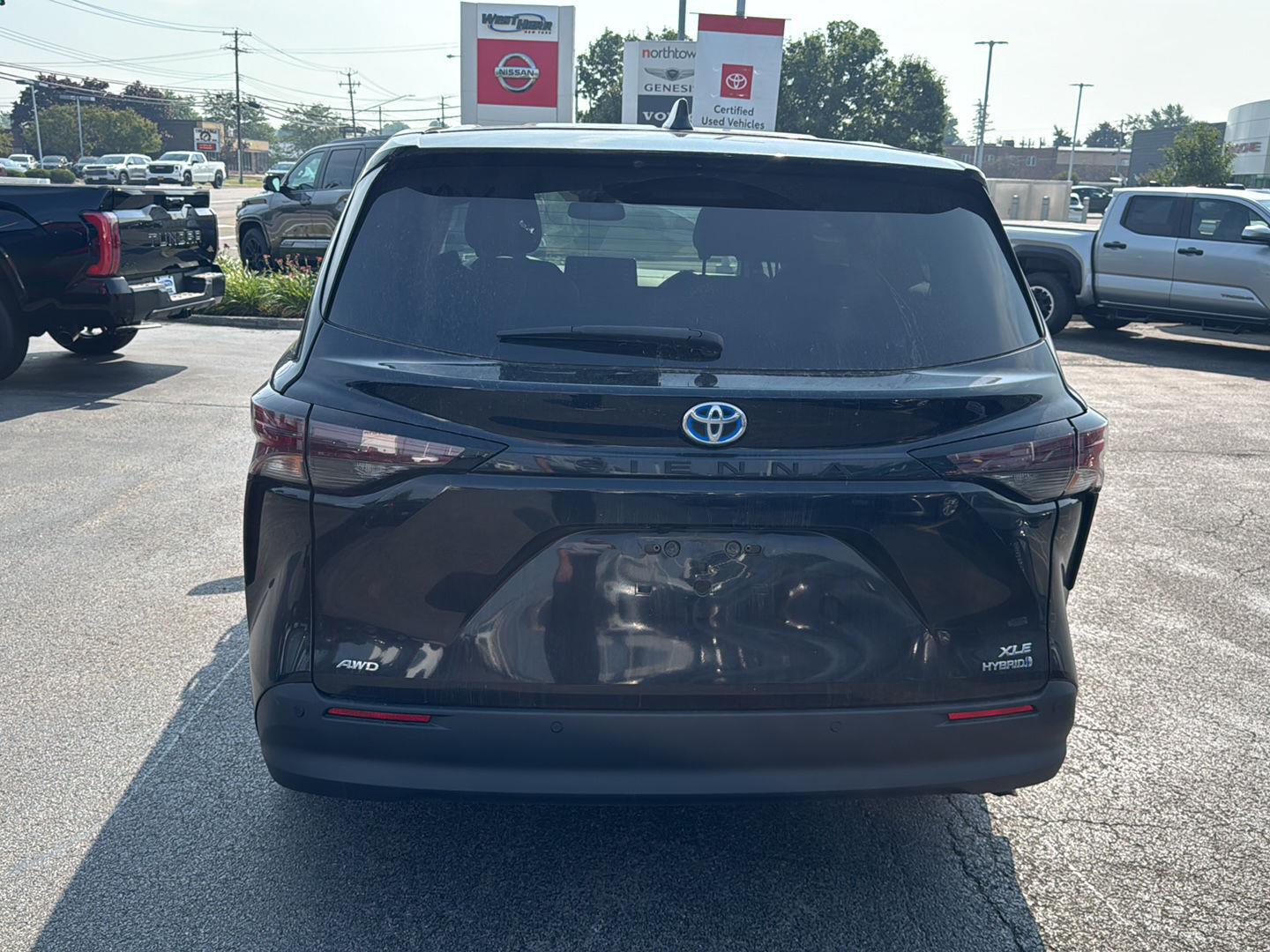 Certified Used 2023 Midnight Black Metallic Toyota XLE image 5