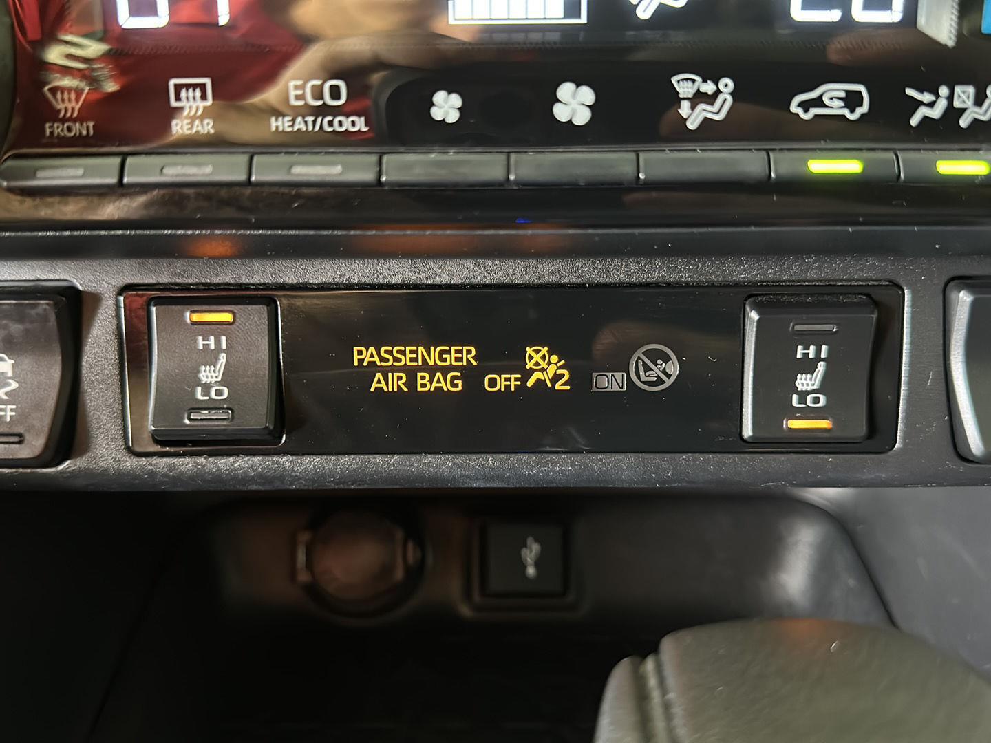 Used 2021 Lunar Rock Toyota XLE image 9