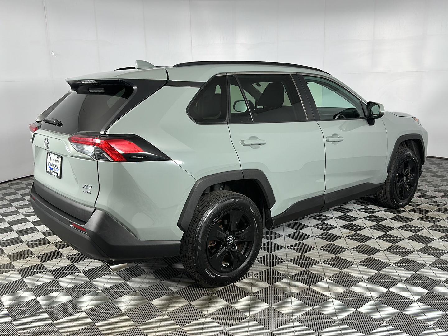 Used 2021 Lunar Rock Toyota XLE image 27